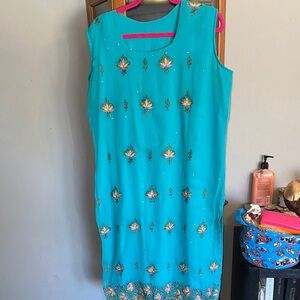 Elegant Turquoise Sleeveless Dress